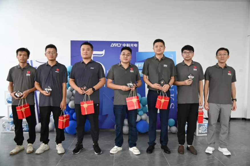 http://rmrchh.com.cn/Upload/ueditor/1728436181718393.png