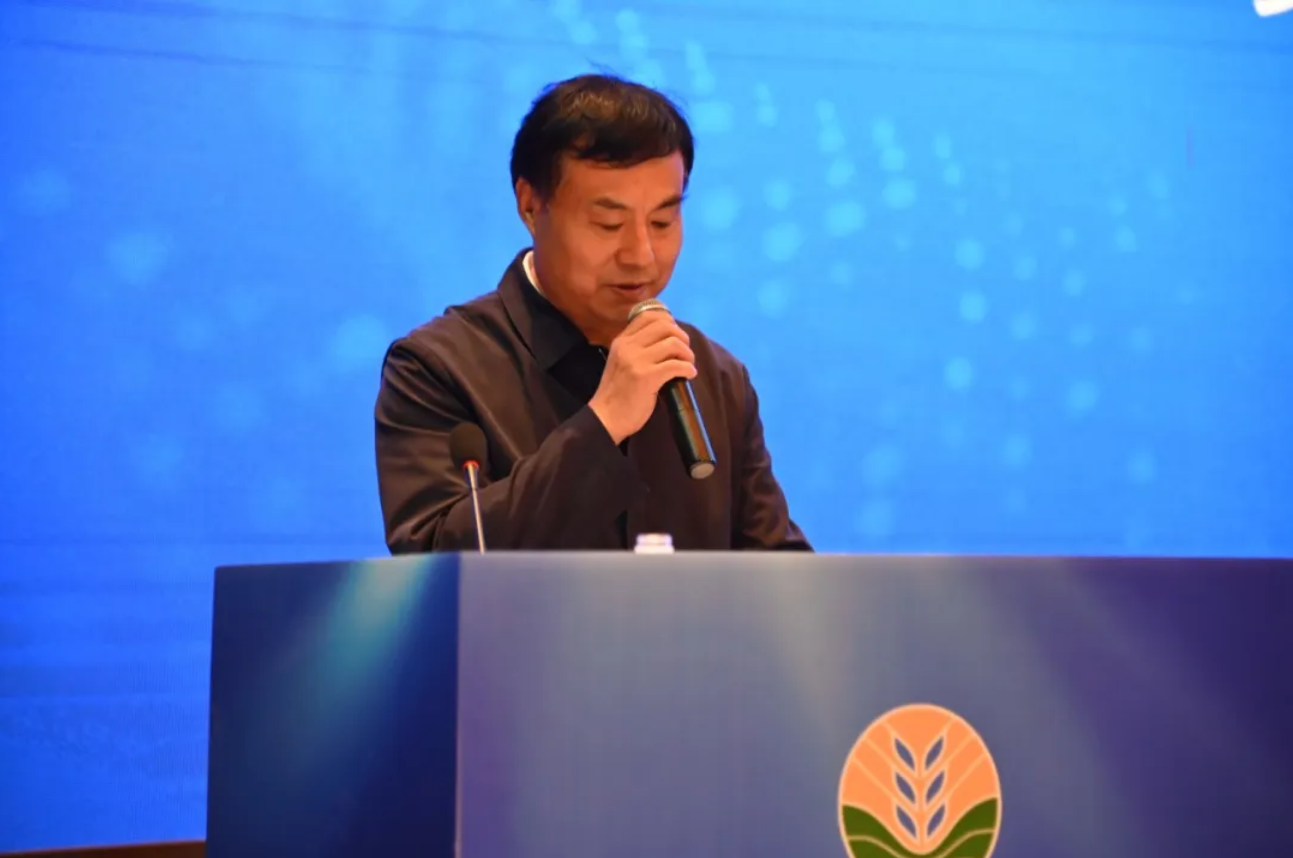 http://rmrchh.com.cn/Upload/ueditor/1731921515672258.png