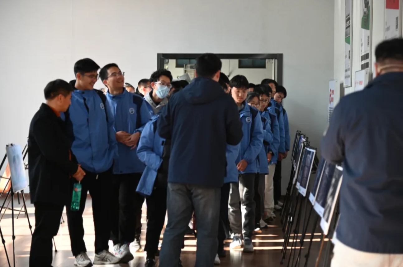 http://rmrchh.com.cn/Upload/ueditor/1733880097583723.png